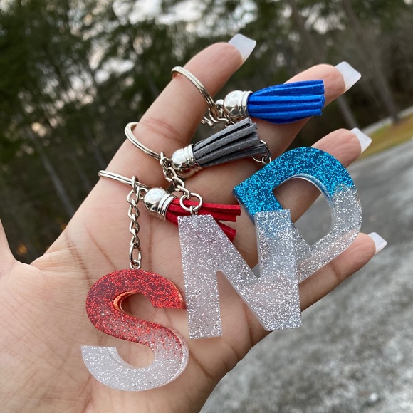 Glitter Letter Keychains - Picture 1 of 3